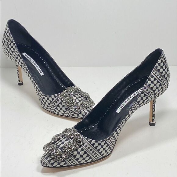 Manolo Blahnik Hangisi 70 Embellished Print Pumps - Picture 7 of 12